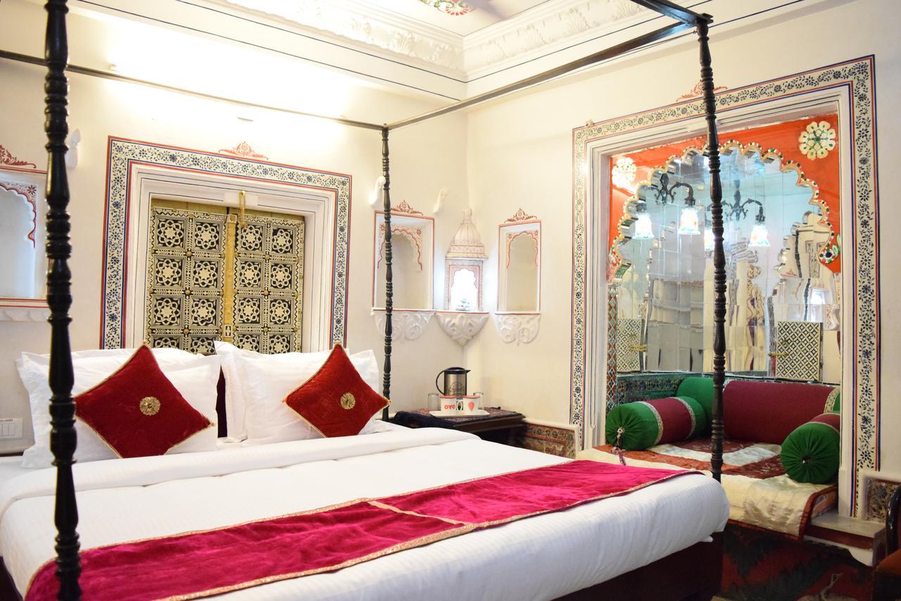 ชรี จากดิช มาฮาล เฮอริเทจ โฮเต็ล Hotel อุเดเปอร์ ภายนอก รูปภาพ